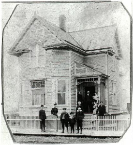 Peter Bienvenu Delisle